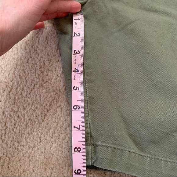 Black Brown 1826 Army Green Flat Front Short - 40 - Picture 7 of 13